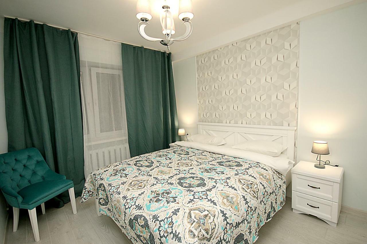 Inn Home Apartments - Pechersk Area Kyiv Exterior photo