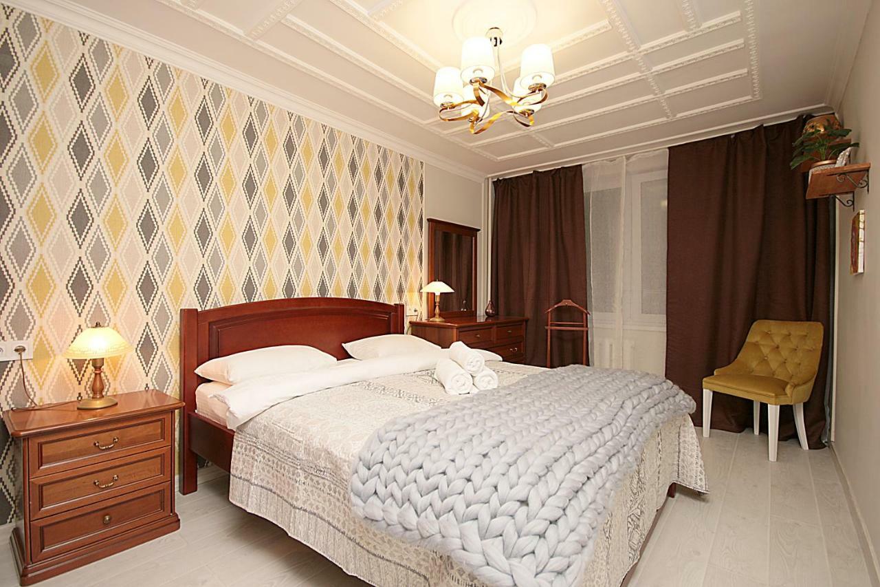 Inn Home Apartments - Pechersk Area Kyiv Exterior photo
