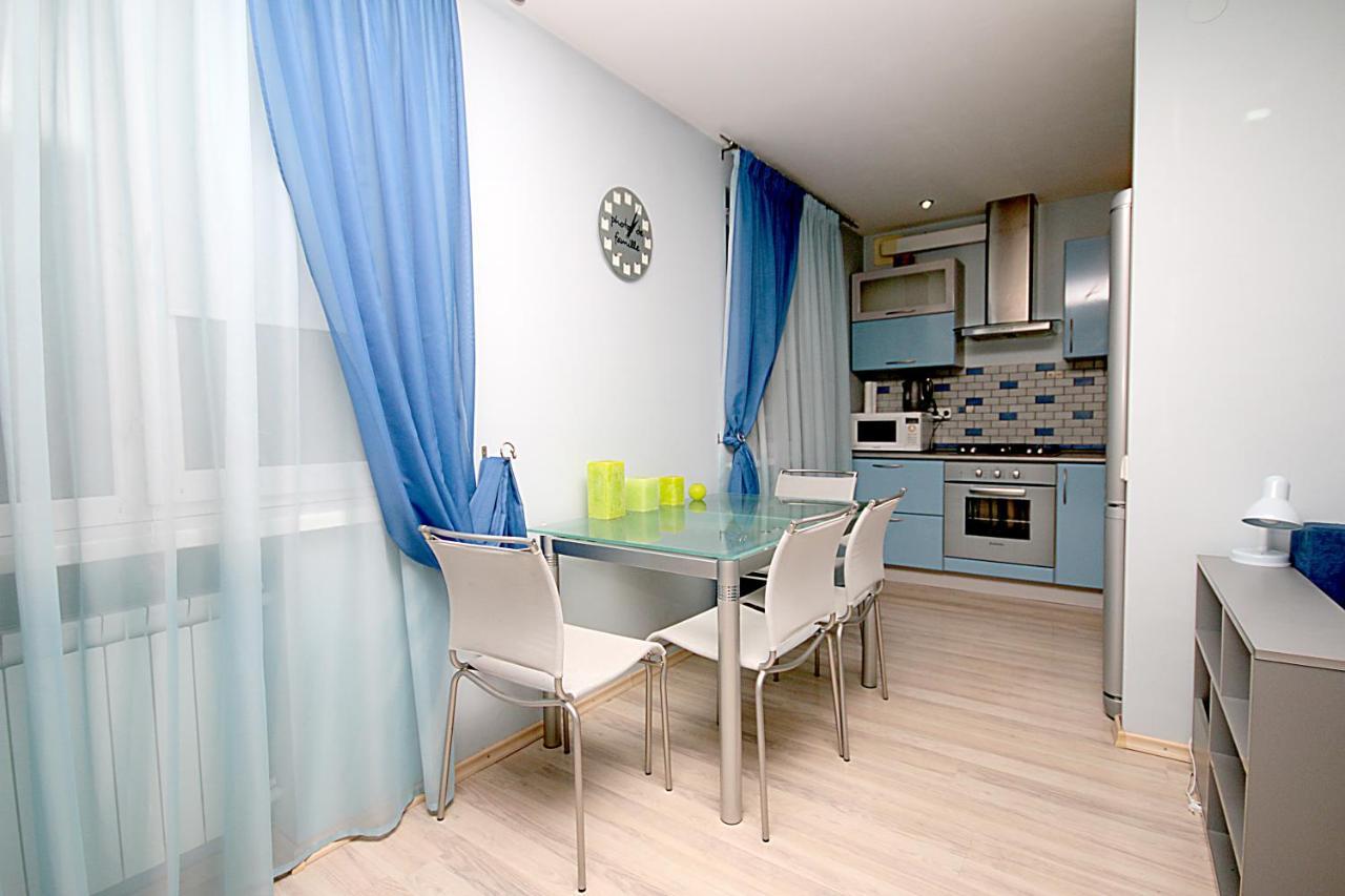 Inn Home Apartments - Pechersk Area Kyiv Exterior photo